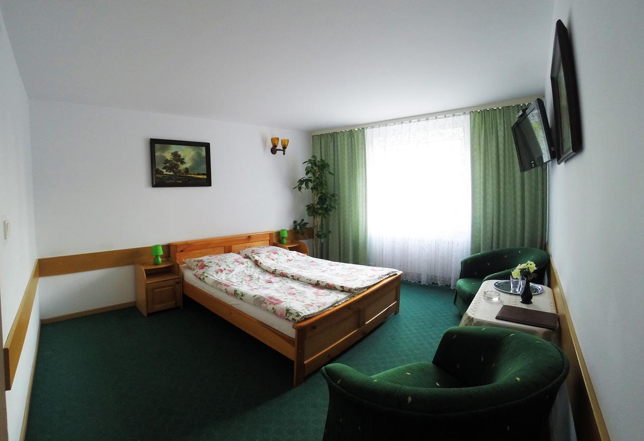 Hotel Kot Siestrzen Buitenkant foto