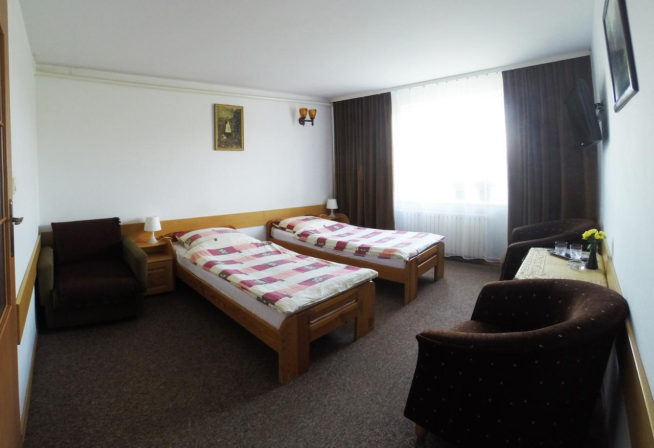 Hotel Kot Siestrzen Buitenkant foto